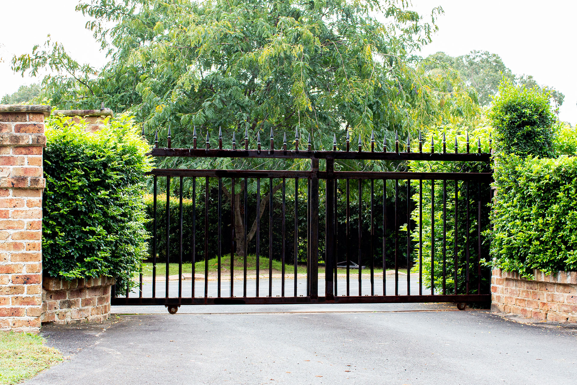 iron residential gate dallas